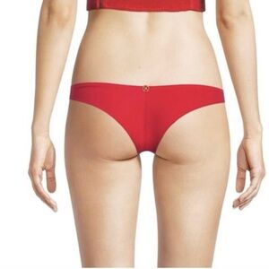 Vix Paula Hermanny red bikini